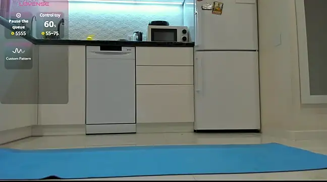 Snapshot of Katya_yoga chatting on 14, 2, 2025 Katya yoga online show from 14, 2, 2025