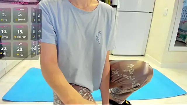 Snapshot of Katya_yoga chatting on 5, 12, 2025 Katya yoga online show from 5, 12, 2025