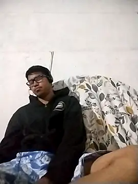 Snapshot of Mario4788 chatting on 10, 4, 2026 Mario4788 online show from 10, 4, 2026