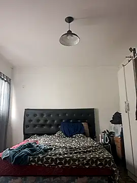 Snapshot of liamlara chatting on 24, 2, 2025 liamlara online show from 24, 2, 2025