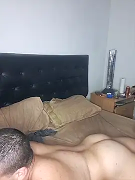 Snapshot of liamlara chatting on 23, 10, 2025 liamlara online show from 23, 10, 2025