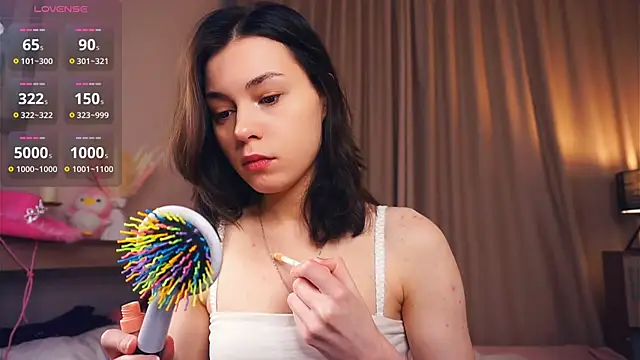 Snapshot of EleneBrach chatting on 5, 2, 2025 EleneBrach online show from 5, 2, 2025