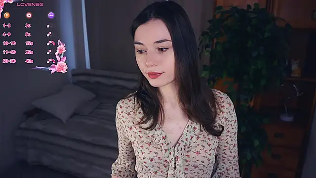 Snapshot of EleneBrach chatting on 18, 10, 2025 EleneBrach online show from 18, 10, 2025