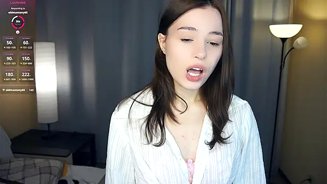 Snapshot of EleneBrach chatting on 2, 12, 2025 EleneBrach online show from 2, 12, 2025