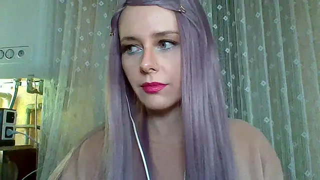 LuminousLady online show from 13, 2, 2025