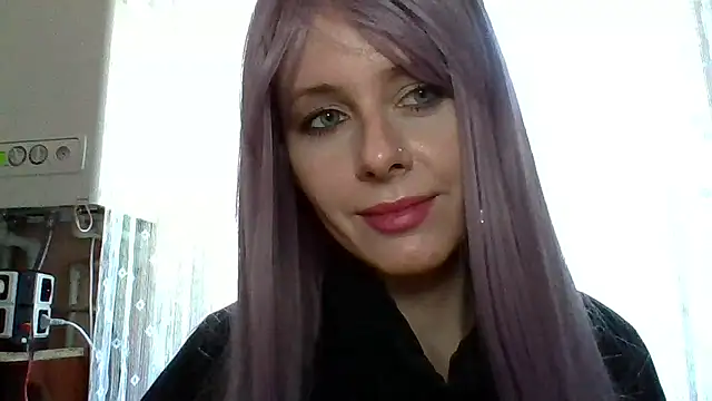LuminousLady online show from 18, 2, 2025