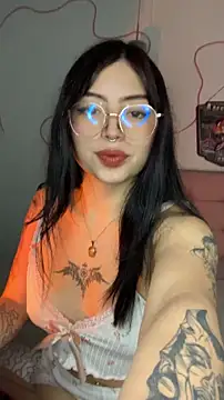 Snapshot of Valu_euphoria chatting on 16, 11, 2025 Valu euphoria online show from 16, 11, 2025