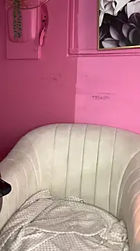 Snapshot of Valu_euphoria chatting on 22, 11, 2025 Valu euphoria online show from 22, 11, 2025