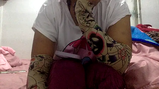 Snapshot of sharonlopez9611 chatting on 20, 9, 2025 sharonlopez9611 online show from 20, 9, 2025