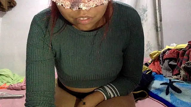 Snapshot of sharonlopez9611 chatting on 2, 10, 2025 sharonlopez9611 online show from 2, 10, 2025