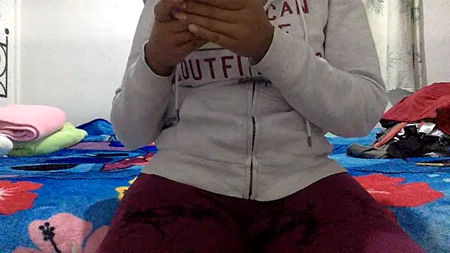 Snapshot of sharonlopez9611 chatting on 4, 10, 2025 sharonlopez9611 online show from 4, 10, 2025