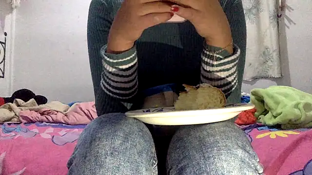 Snapshot of sharonlopez9611 chatting on 6, 1, 2026 sharonlopez9611 online show from 6, 1, 2026