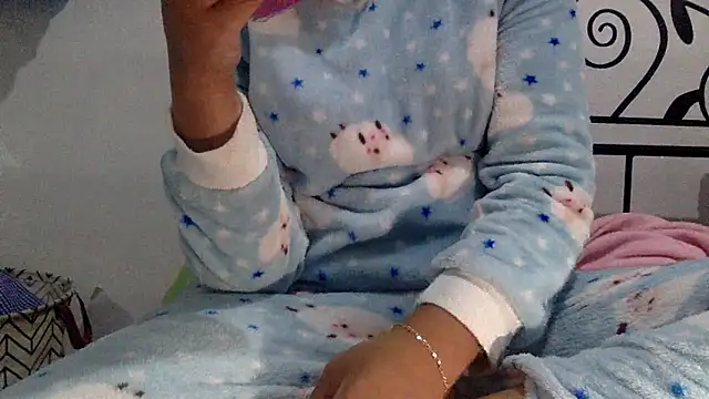 Snapshot of sharonlopez9611 chatting on 19, 2, 2026 sharonlopez9611 online show from 19, 2, 2026