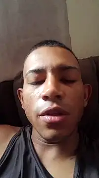 Mineirinho043 online show from 3, 2, 2025