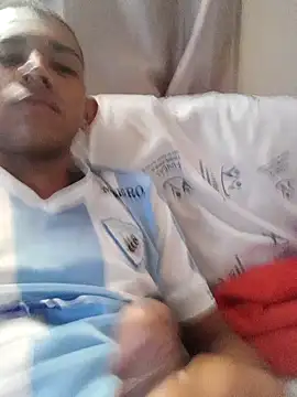 Mineirinho043 online show from 12, 2, 2025