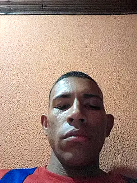 Mineirinho043 online show from 13, 2, 2025