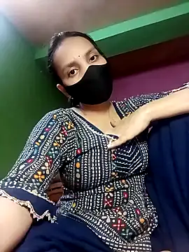 Snapshot of Riyacute08 chatting on 22, 2, 2025 Riyacute08 online show from 22, 2, 2025