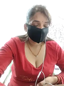 Snapshot of Riyacute08 chatting on 4, 3, 2025 Riyacute08 online show from 4, 3, 2025