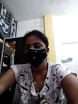Snapshot of fuungirl38 chatting on 26, 9, 2025 fuungirl38 online show from 26, 9, 2025