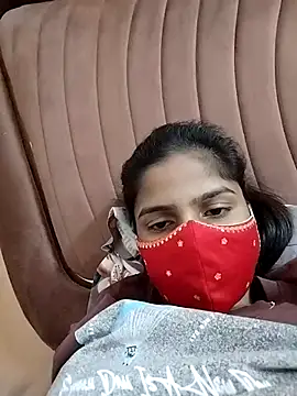 Snapshot of fuungirl38 chatting on 25, 10, 2025 fuungirl38 online show from 25, 10, 2025