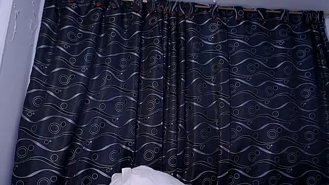 Alektra bryce online show from 14, 3, 2025