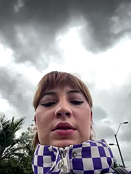 Snapshot of Maggie_Geller chatting on 28, 11, 2025 Maggie Geller online show from 28, 11, 2025