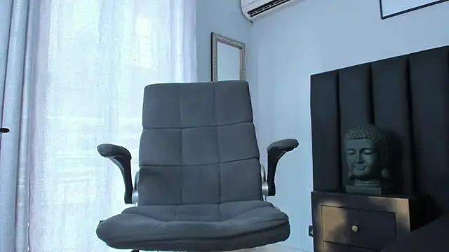 ISAAC CRYSTON online show from 14, 3, 2025