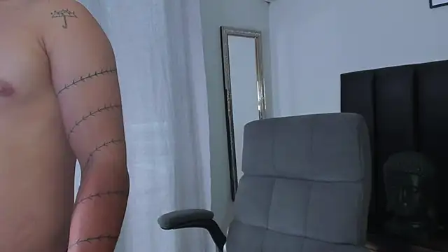 ISAAC CRYSTON online show from 14, 3, 2025