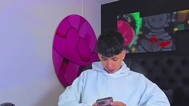 ISAAC CRYSTON online show from 4, 10, 2025