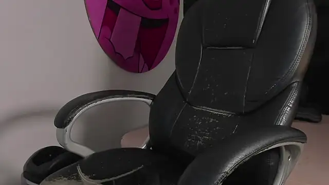 ISAAC CRYSTON online show from 17, 10, 2025