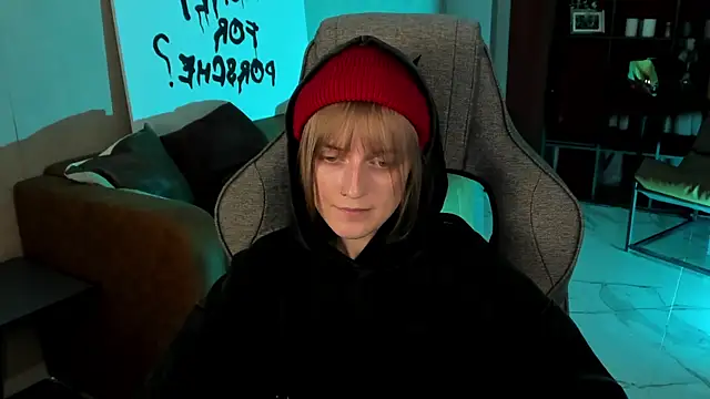 Snapshot of KiraMontoya chatting on 1, 11, 2025 KiraMontoya online show from 1, 11, 2025