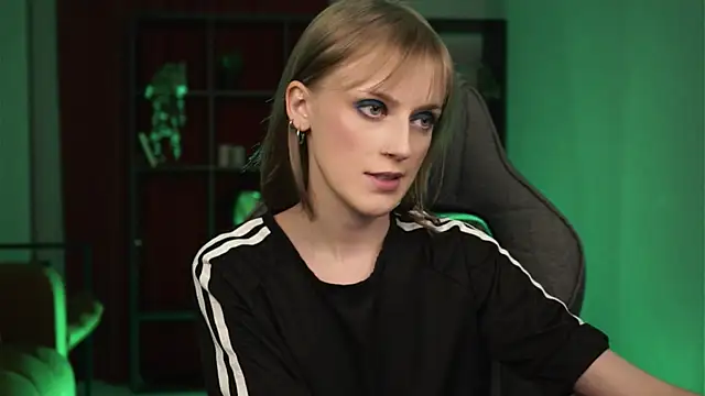 KiraMontoya online show from 18, 1, 2026