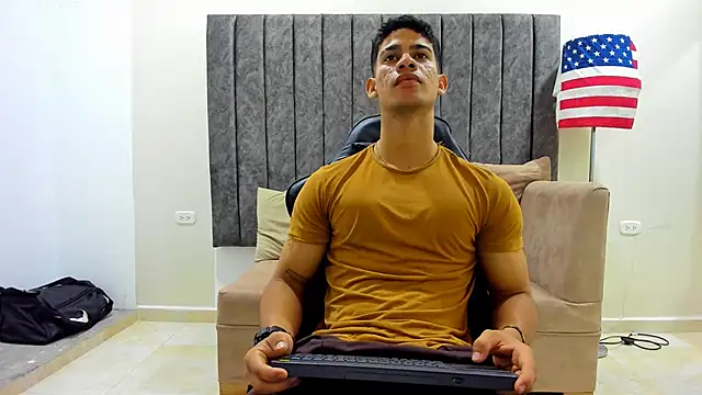 Snapshot of ANDRES_STUD chatting on 20, 3, 2025 ANDRES STUD online show from 20, 3, 2025