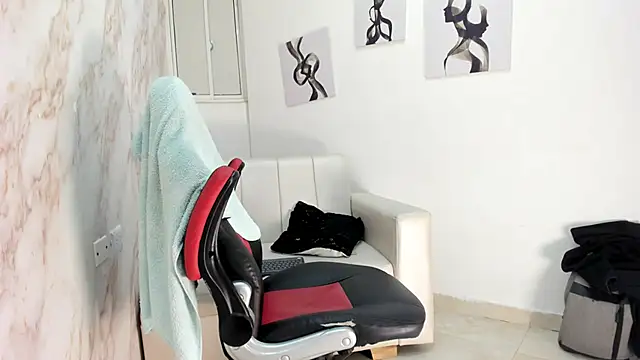 Snapshot of ANDRES_STUD chatting on 11, 11, 2025 ANDRES STUD online show from 11, 11, 2025