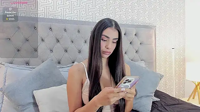 Snapshot of FelicityAdams chatting on 28, 10, 2025 FelicityAdams online show from 28, 10, 2025