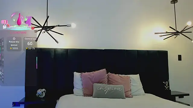 Snapshot of nattashaa7 chatting on 3, 10, 2025 nattashaa7 online show from 3, 10, 2025