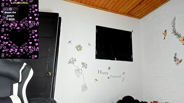 Snapshot of alisson_hoffman05 chatting on 22, 2, 2025 alisson hoffman05 online show from 22, 2, 2025