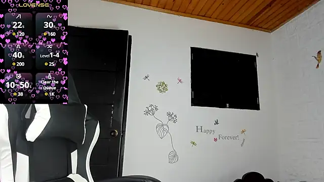 Snapshot of alisson_hoffman05 chatting on 2, 3, 2025 alisson hoffman05 online show from 2, 3, 2025