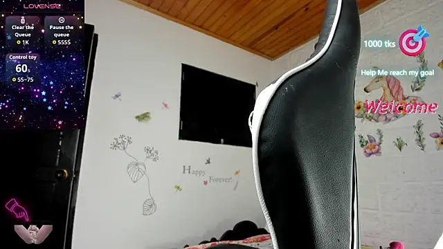 Snapshot of alisson_hoffman05 chatting on 16, 11, 2025 alisson hoffman05 online show from 16, 11, 2025