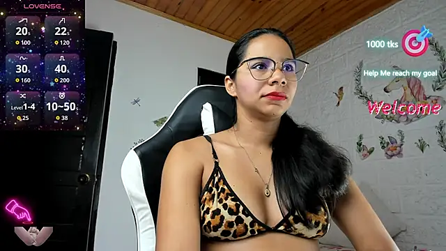 Snapshot of alisson_hoffman05 chatting on 29, 11, 2025 alisson hoffman05 online show from 29, 11, 2025