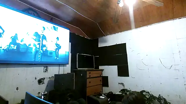 Snapshot of nuttyking2022 chatting on 4, 11, 2025 nuttyking2022 online show from 4, 11, 2025