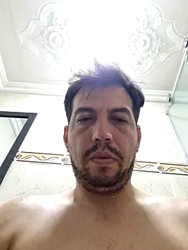 Snapshot of reyarturs13 chatting on 1, 3, 2025 reyarturs13 online show from 1, 3, 2025