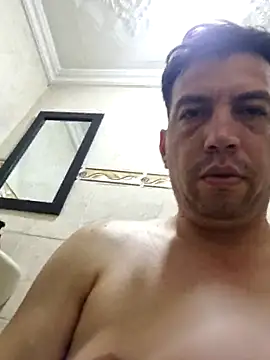 Snapshot of reyarturs13 chatting on 16, 3, 2025 reyarturs13 online show from 16, 3, 2025