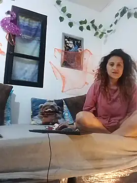 Snapshot of jeans_and_emma chatting on 23, 10, 2025 jeans and emma online show from 23, 10, 2025