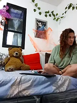 Snapshot of jeans_and_emma chatting on 4, 11, 2025 jeans and emma online show from 4, 11, 2025