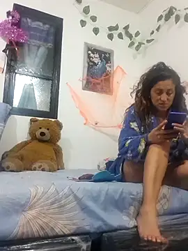 Snapshot of jeans_and_emma chatting on 5, 11, 2025 jeans and emma online show from 5, 11, 2025