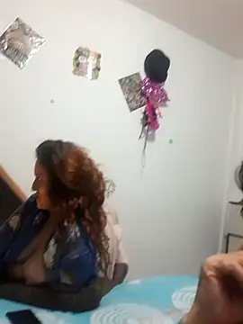 Snapshot of jeans_and_emma chatting on 29, 11, 2025 jeans and emma online show from 29, 11, 2025