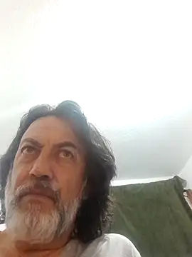 Snapshot of jeans_and_emma chatting on 14, 12, 2025 jeans and emma online show from 14, 12, 2025