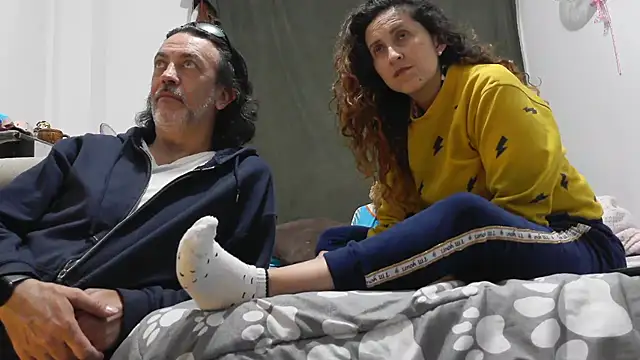 jeans and emma online show from 14, 1, 2026