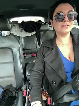 Snapshot of Loveblackzilla chatting on 11, 11, 2025 Loveblackzilla online show from 11, 11, 2025